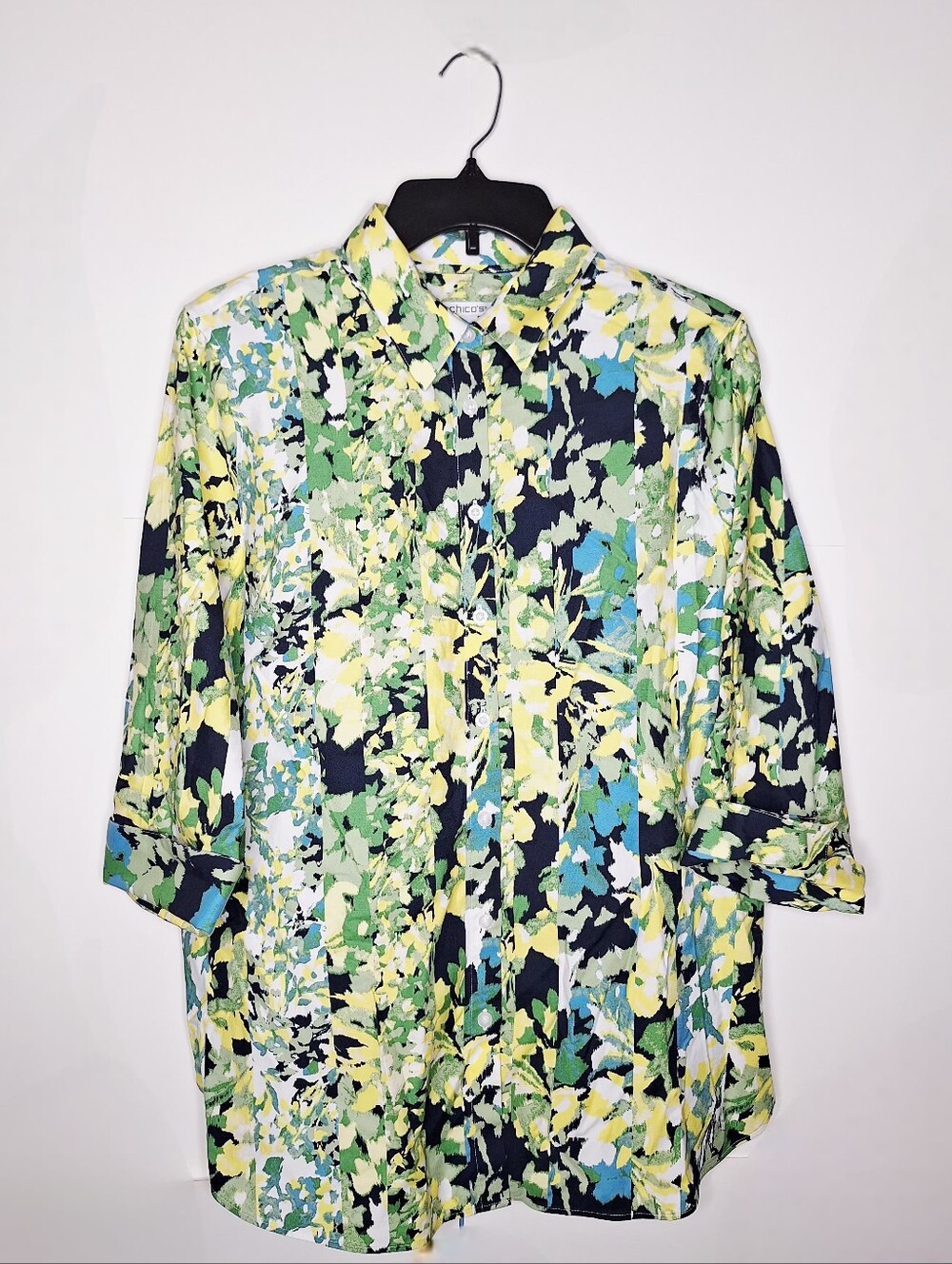 Chico's"Taylored In Whimiscal Color"Old Money, Taylored Fit, Button-down Shirt.